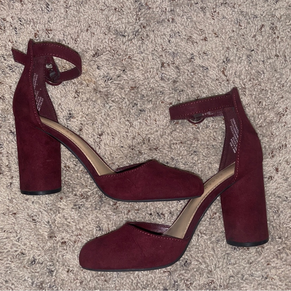 LC Lauren Conrad burgundy heels